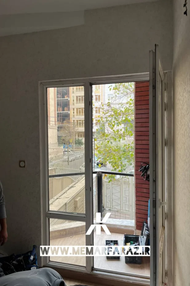 Benefits-of-implementing-a-glass-balcony-terrace.webp